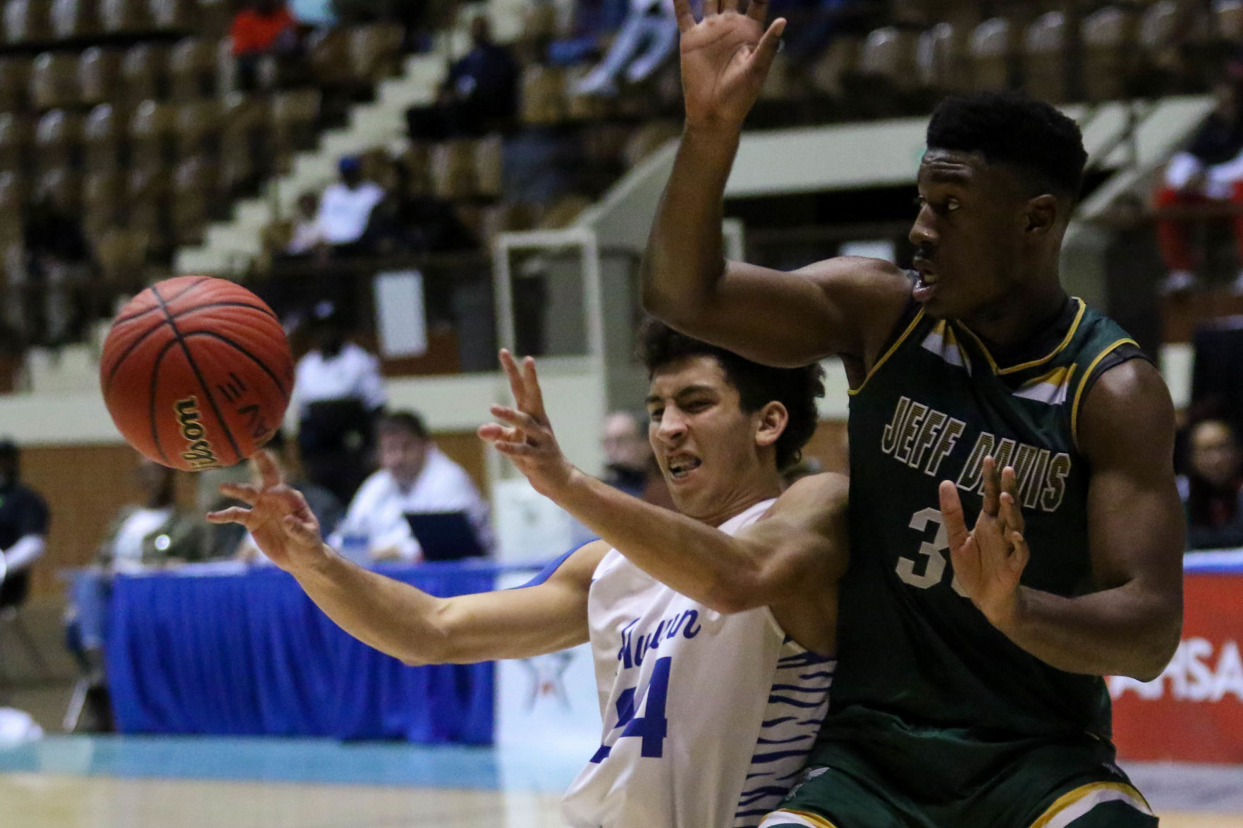Auburn High vs. Jeff Davis boys Class 7A Regional Semifinals